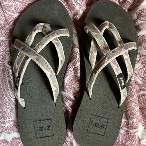TEVA OLOWAHU FLIP FLOP